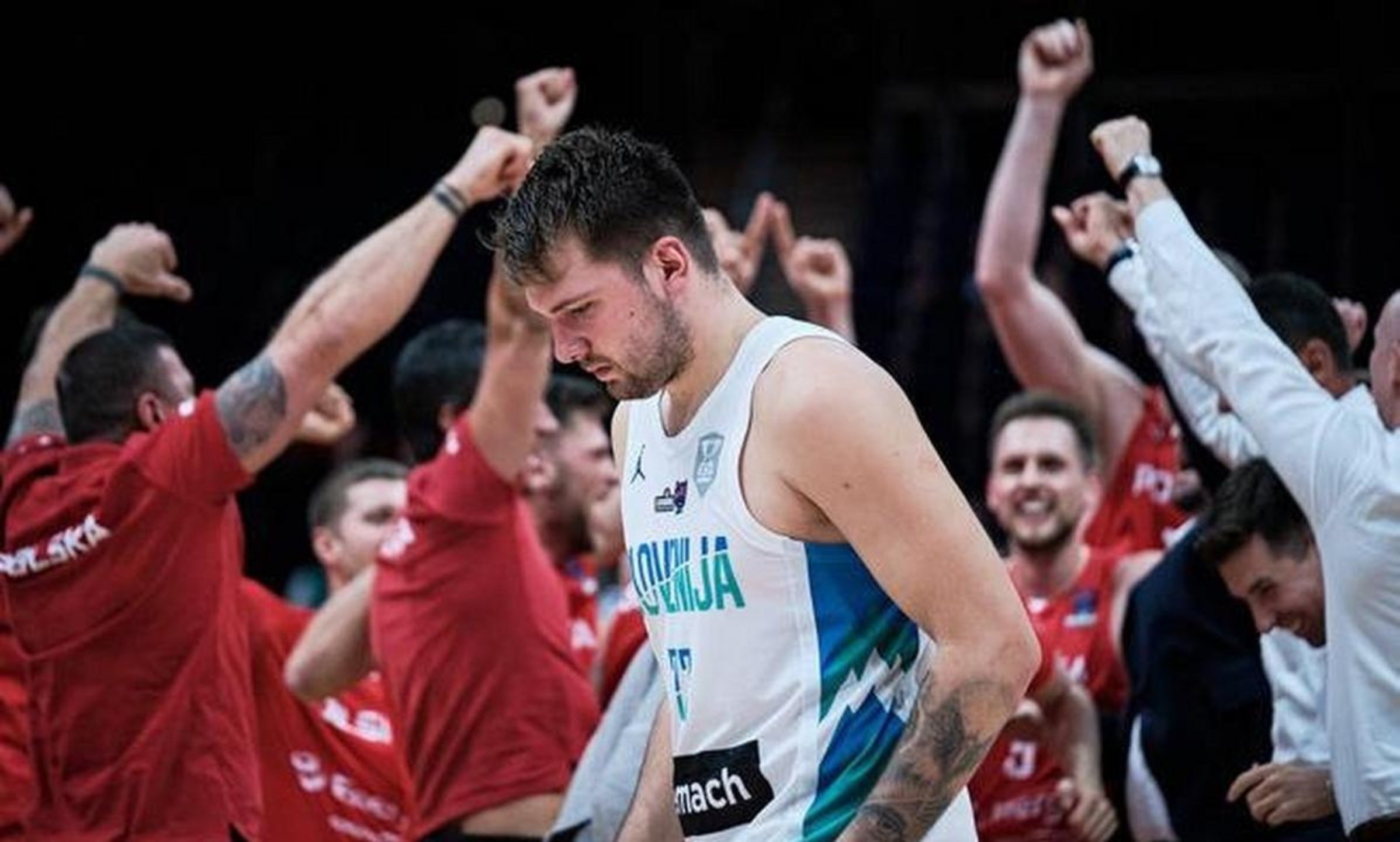 开云官网-包含澳大利亚男篮击败斯洛文尼亚队，跻身篮球世界前十的词条