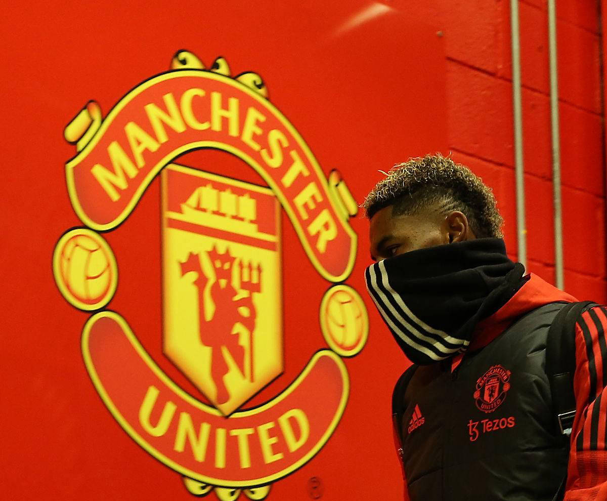 曼联客场告胜,追赶前列形势良好 曼联客场告胜,追赶前列形势良好