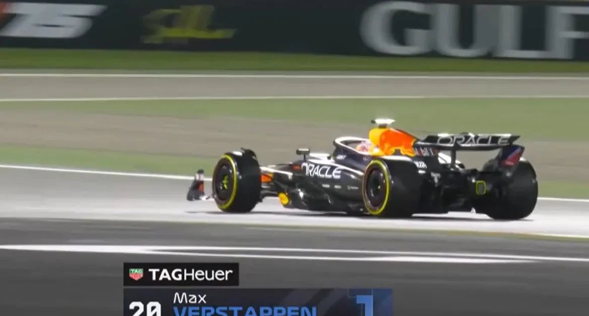 迈凯伦横扫哈斯车队，维斯塔潘统治全场