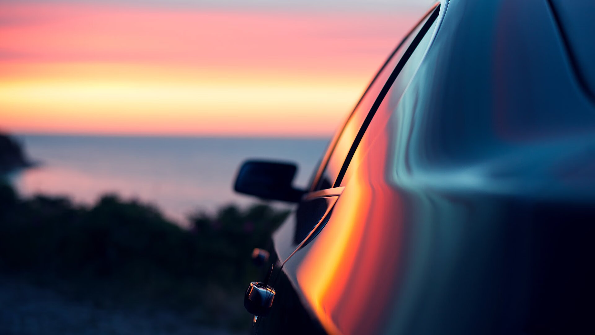 开云官网-压哨时刻 寂静的蓝与咆哮的红—武切维奇统治攻防的画外音